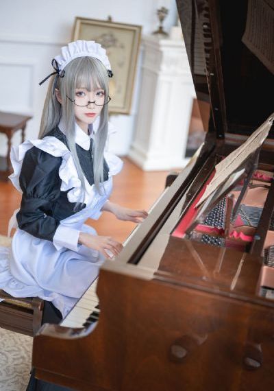 征服了同学的贵妇麻麻剧情简介