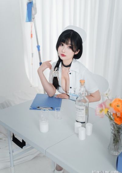受被卖给乡下糙汉中年攻双性