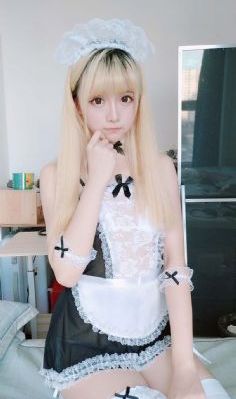 美女毛茸茸的阴户视频