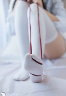 情侣奴伺候女王
