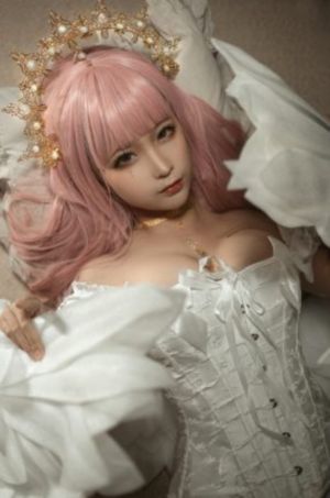 年轻儿媳妇