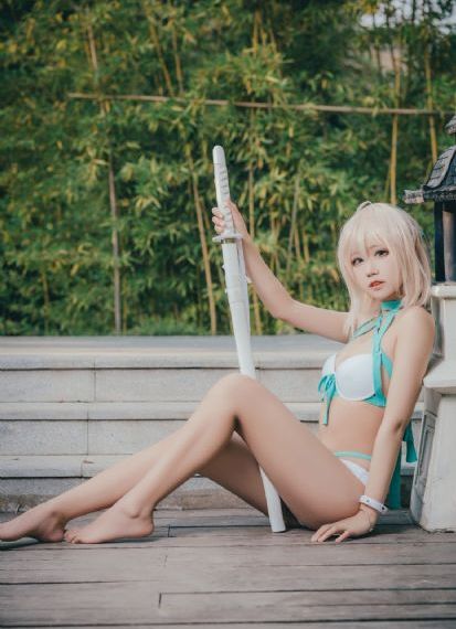 一久久久久