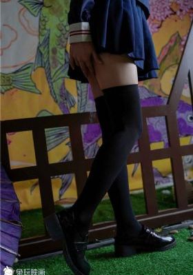 黑色的皮肤上哭泣的女人在线观看